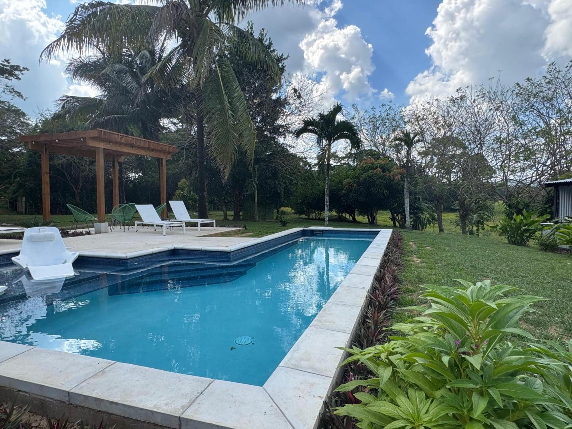 Yumas Riverfront Lodge San Ignacio Dış mekan fotoğraf